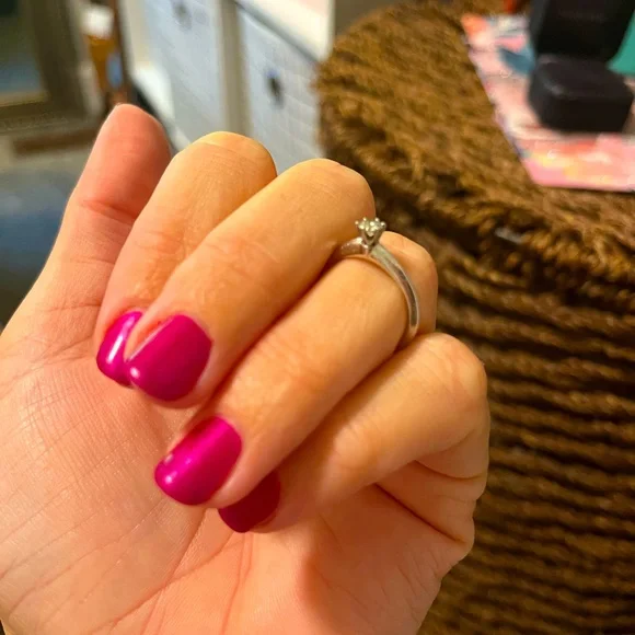 Tiffany Diamond Ring Platinum - Picture 6 of 9